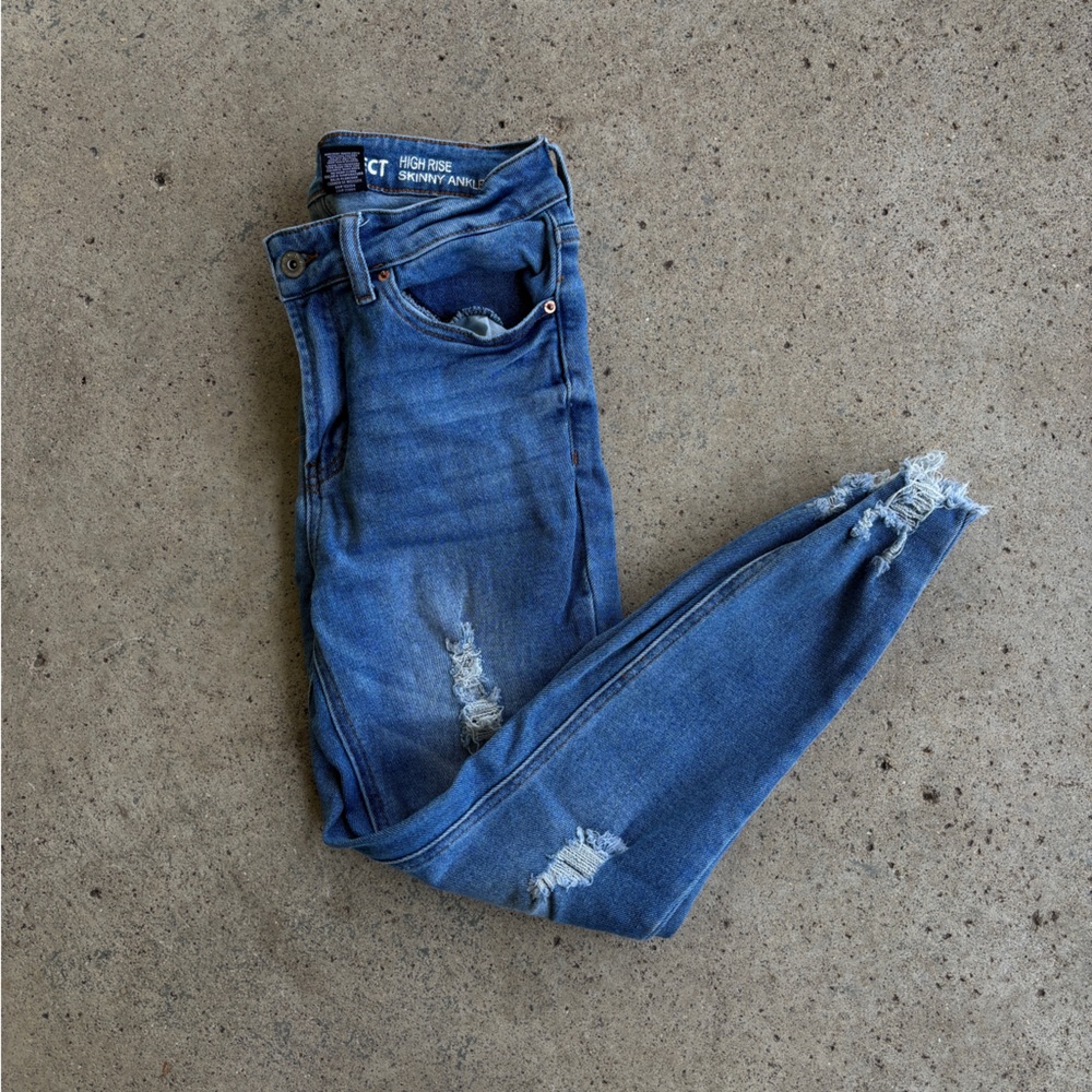 CT Women's High Rise Blue Skinny Jeans